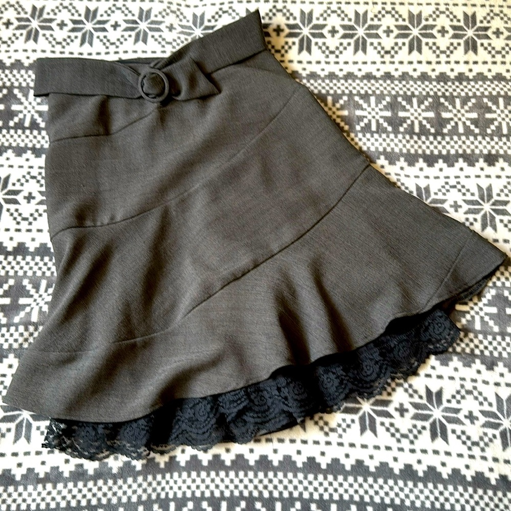 Gray skirt with match-in belt  with lace detail at bottom